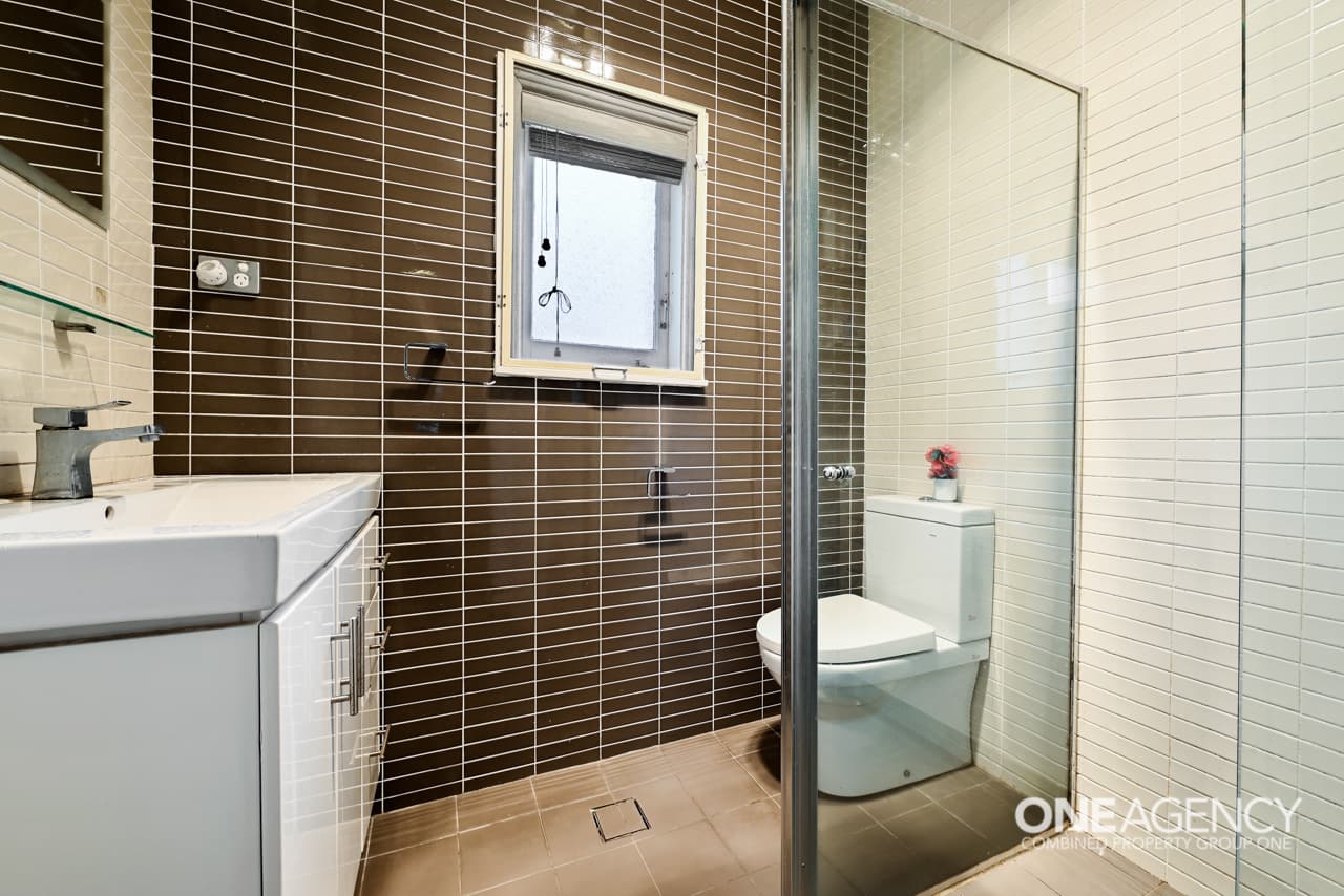 42 Vivienne Street, Kingsgrove, Kingsgrove - Thumbnail 6