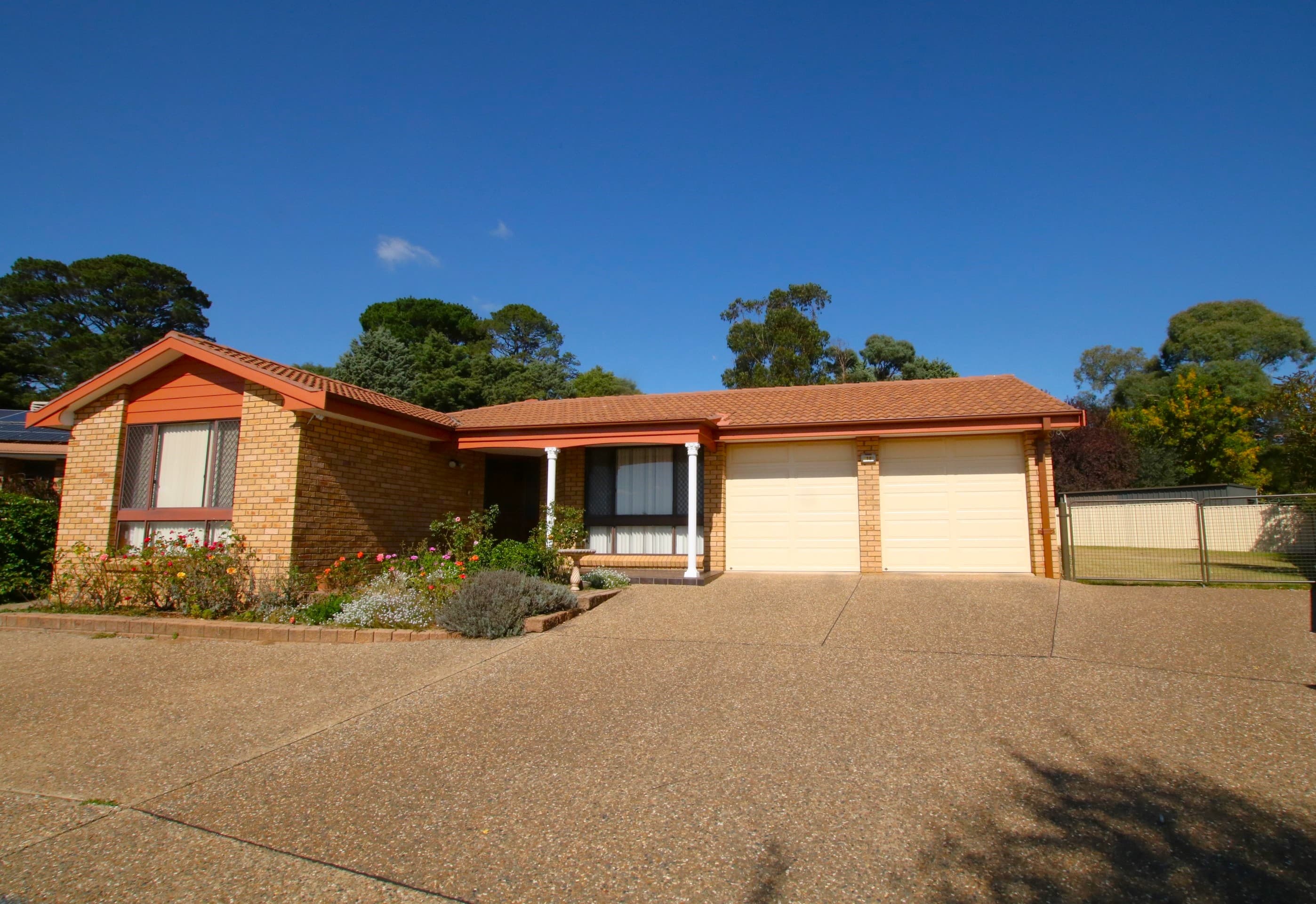 10 Nioka Place, Cooma, Cooma - Image 1