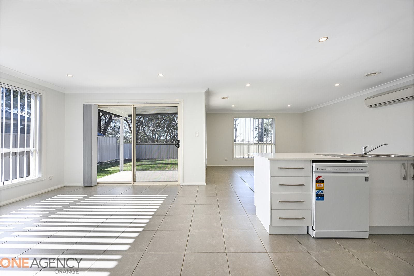 32 Glasson Drive, Orange, Orange - Thumbnail 4