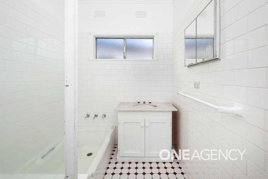 24 TURNER Street, Turvey Park, Turvey Park - Thumbnail 8