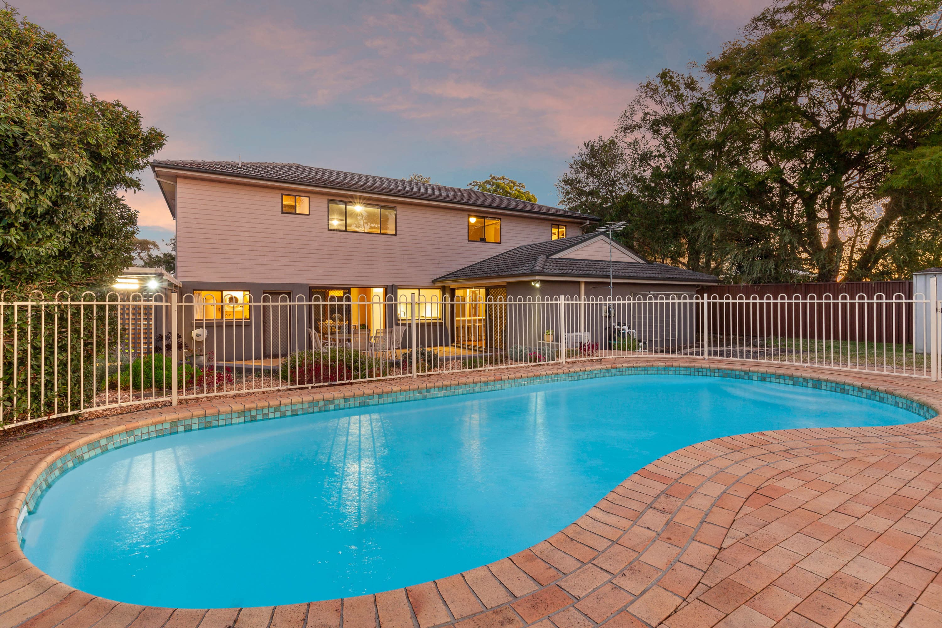 17 Byron Place, Illawong, Illawong - Thumbnail 2