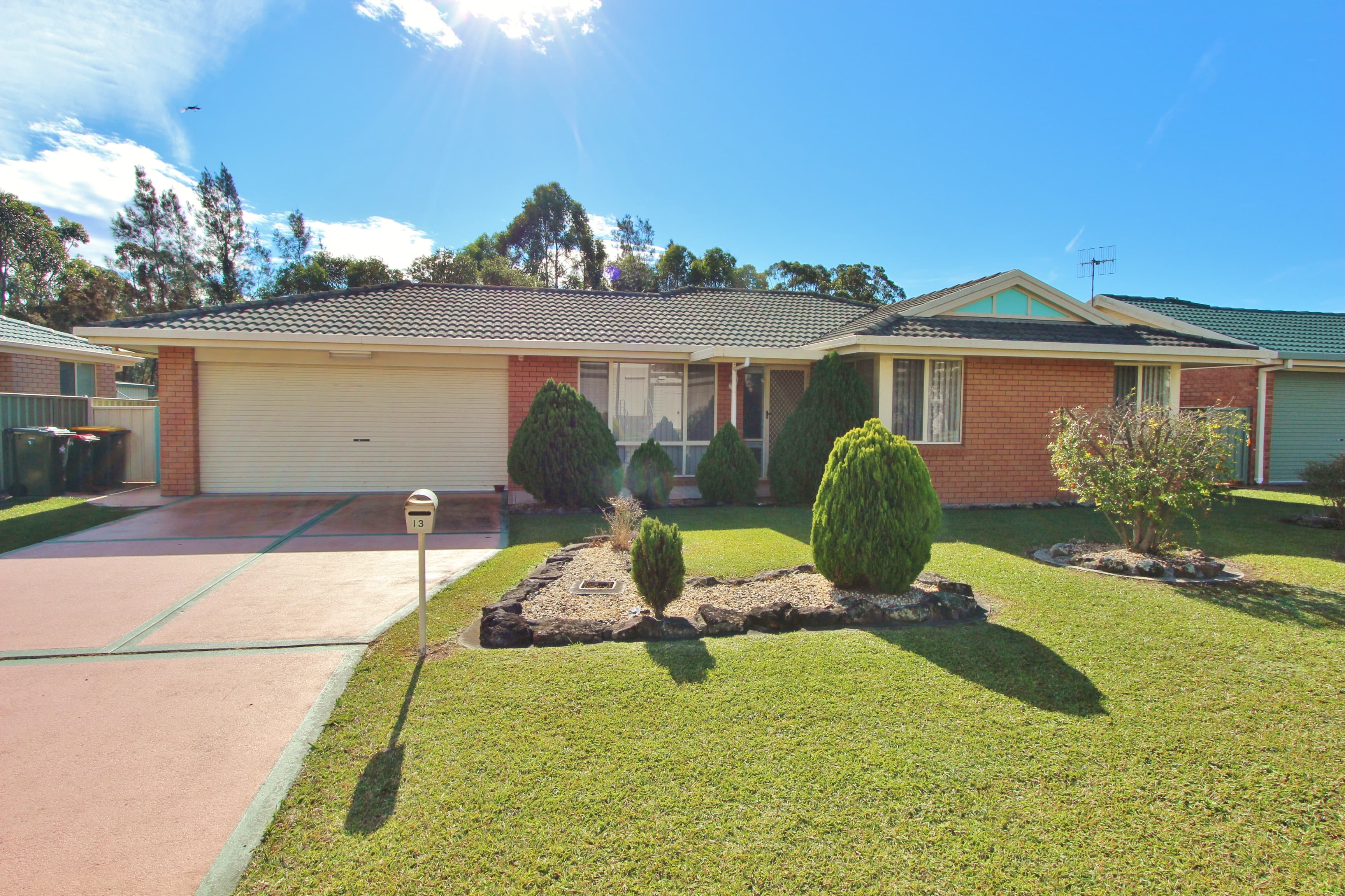 13 Botanic Drive, Lakewood, Lakewood - Image 1