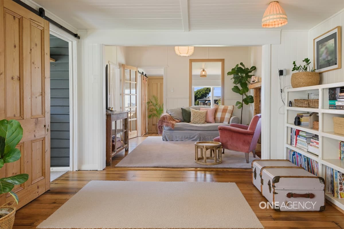 85 Main Road, Stanley, Stanley - Image 1