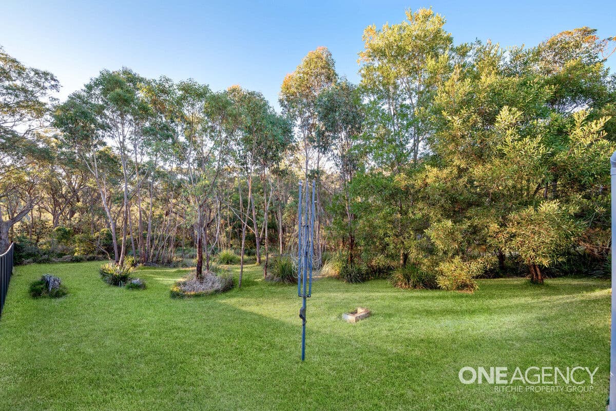 11 Sunridge Avenue, Hazelbrook, Hazelbrook - Thumbnail 3