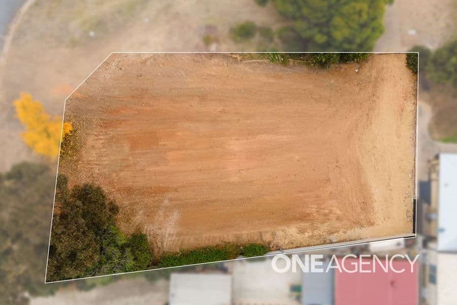 1 EASTLAKE Drive, Lake Albert, Lake Albert - Thumbnail 2