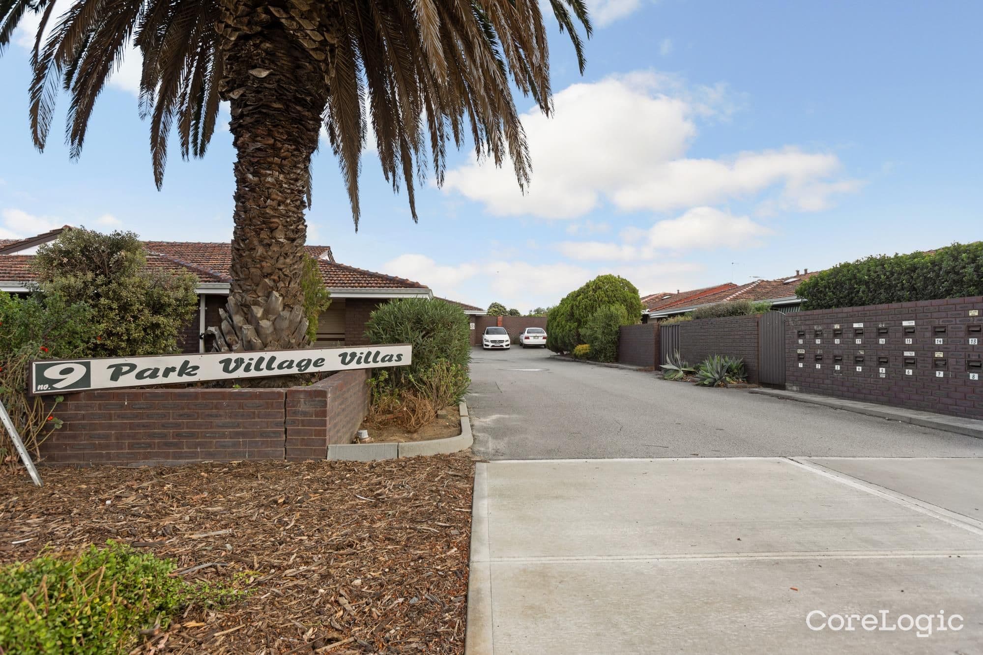 13/9 Durling Place, Kelmscott, Kelmscott - Image 1