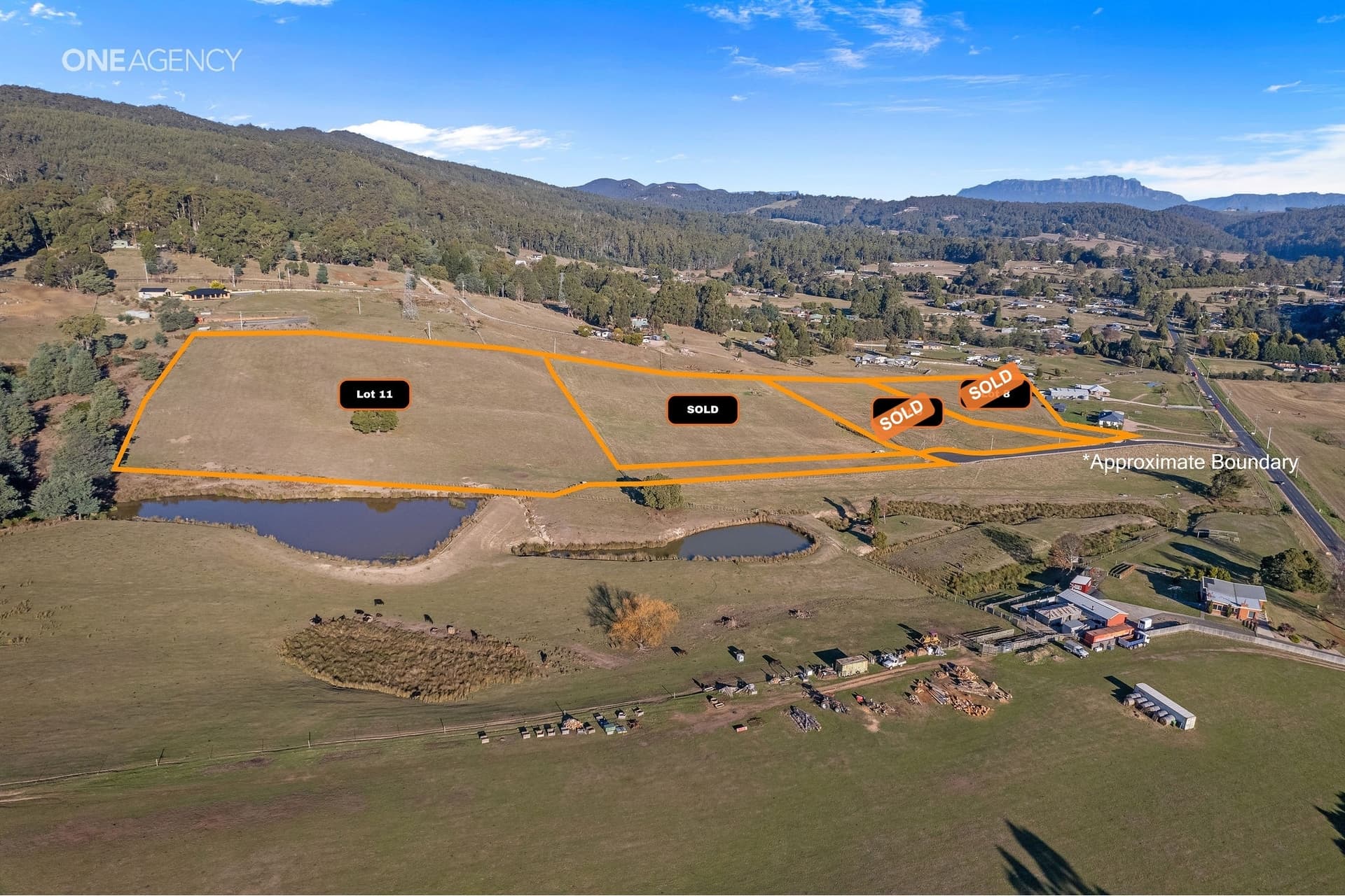 17 Aquila Court, Acacia Hills, Acacia Hills - Thumbnail 2