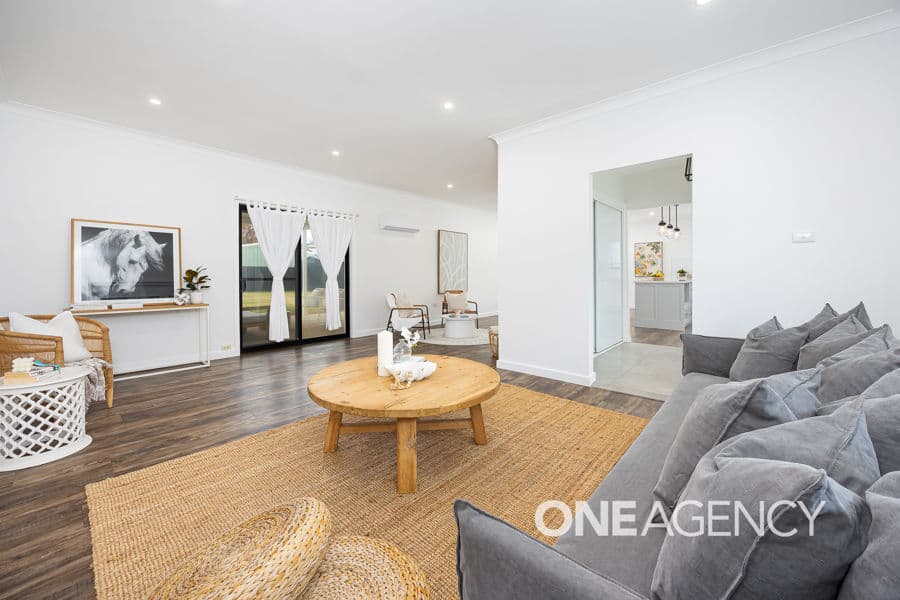 8 AVON Avenue, Lake Albert, Lake Albert - Thumbnail 3