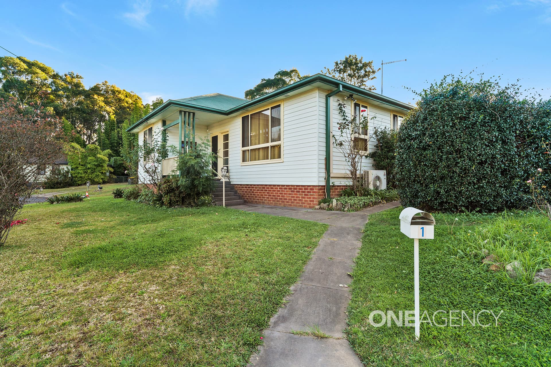 1 Bourne Avenue, Nowra, Nowra - Thumbnail 2