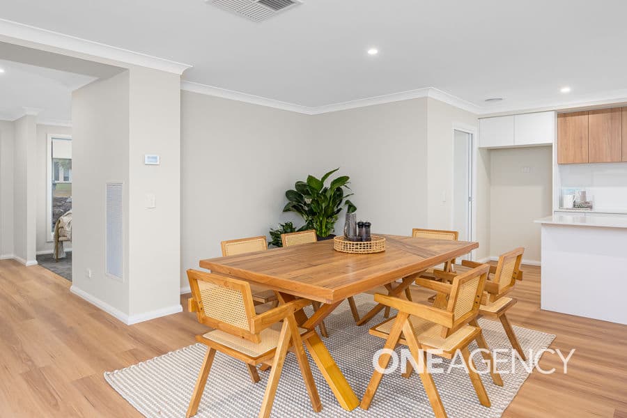 30 BARTON Avenue, Lloyd, Lloyd - Thumbnail 4