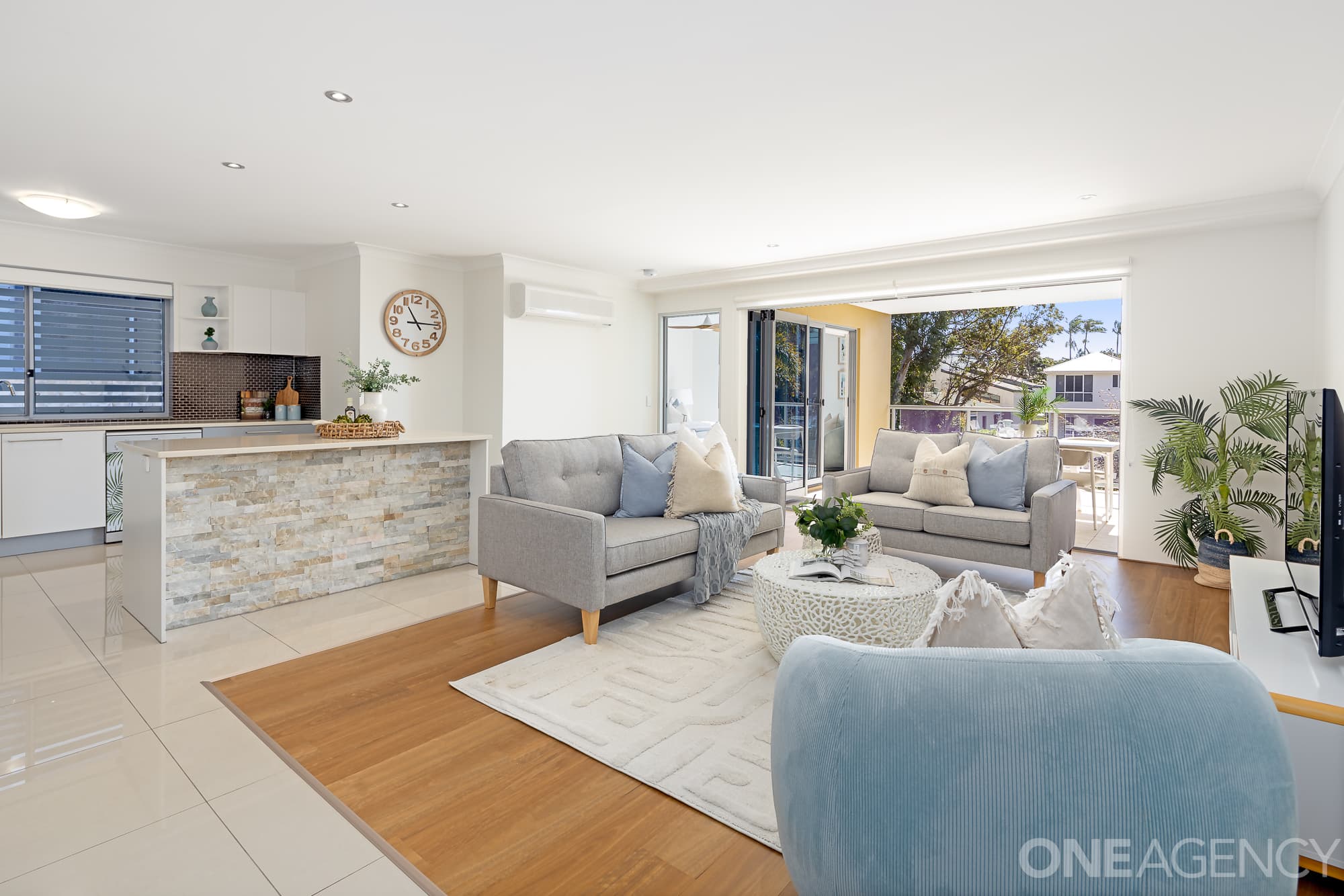 10/8-10 Georgina Street, Woody Point, Woody Point - Thumbnail 3