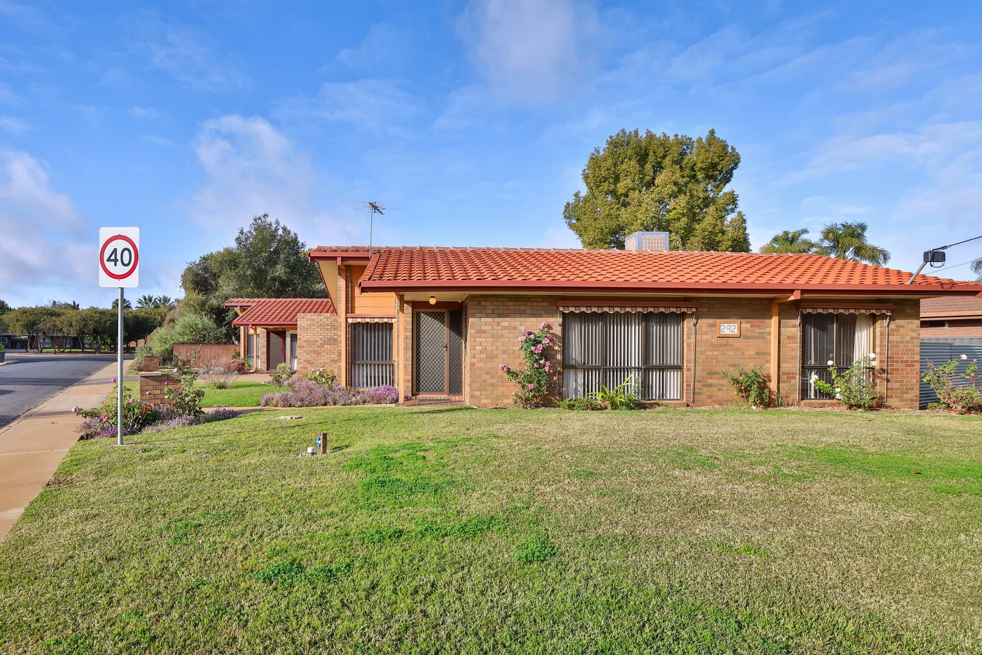 1/292 Walnut Avenue, Mildura, Mildura - Thumbnail 2