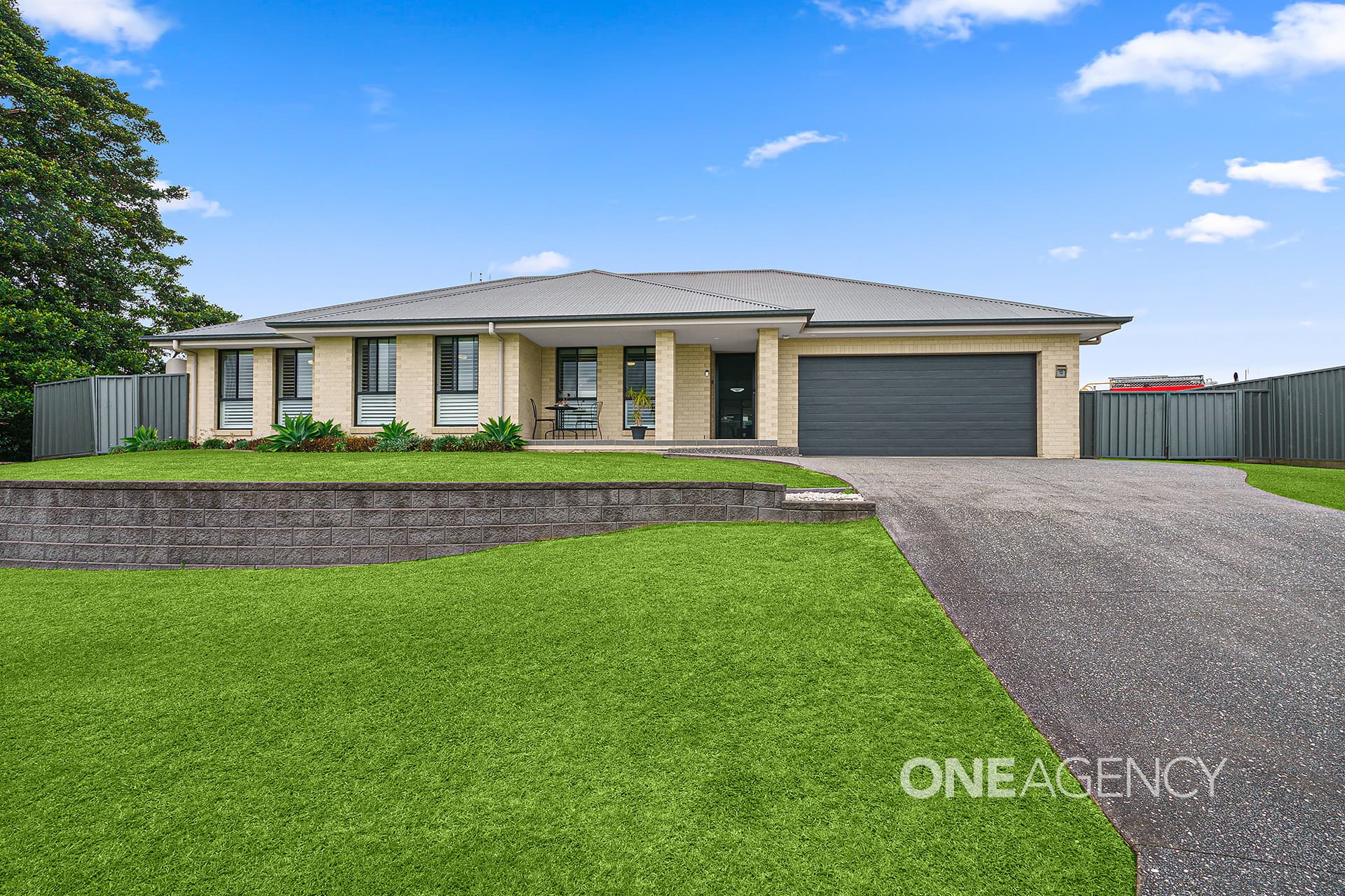 12 Banool Circuit, Bomaderry, Bomaderry - Image 1