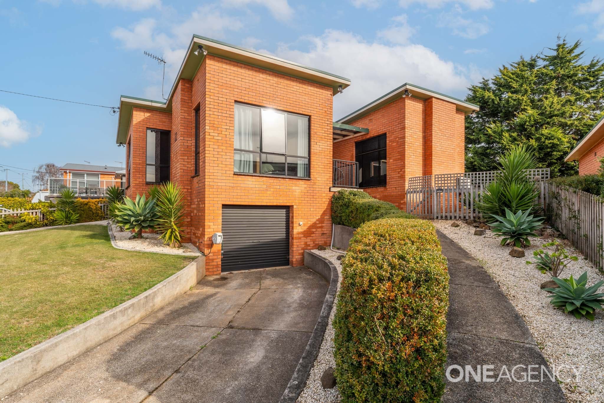 12 Grandview Avenue, Park Grove, Park Grove - Thumbnail 2