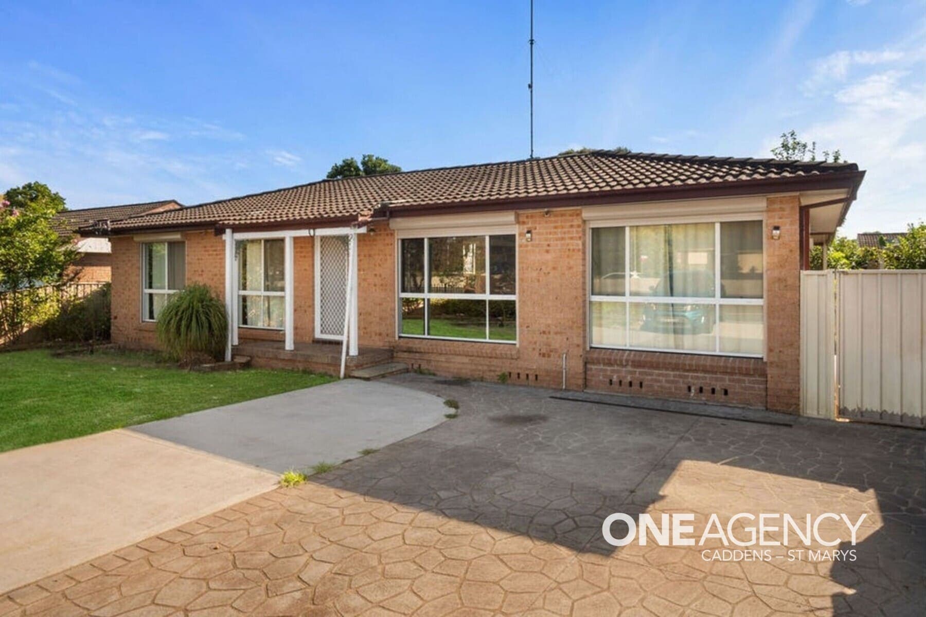 220 Parker Street, Kingswood, Kingswood - Image 1