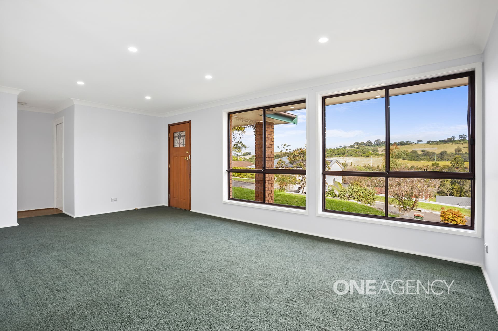 8 Conway Crescent, Blackbutt, Blackbutt - Thumbnail 2