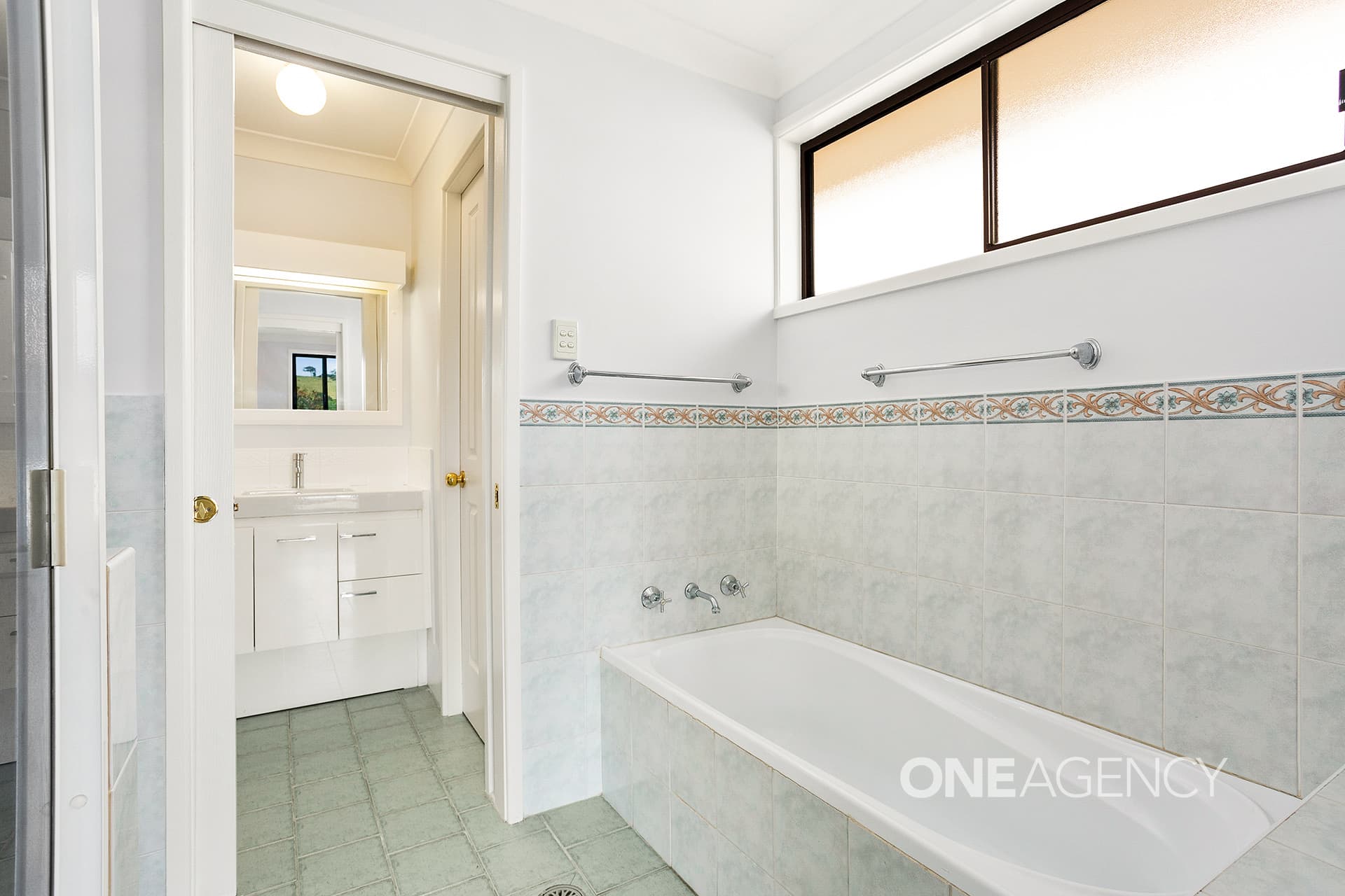 8 Conway Crescent, Blackbutt, Blackbutt - Thumbnail 7