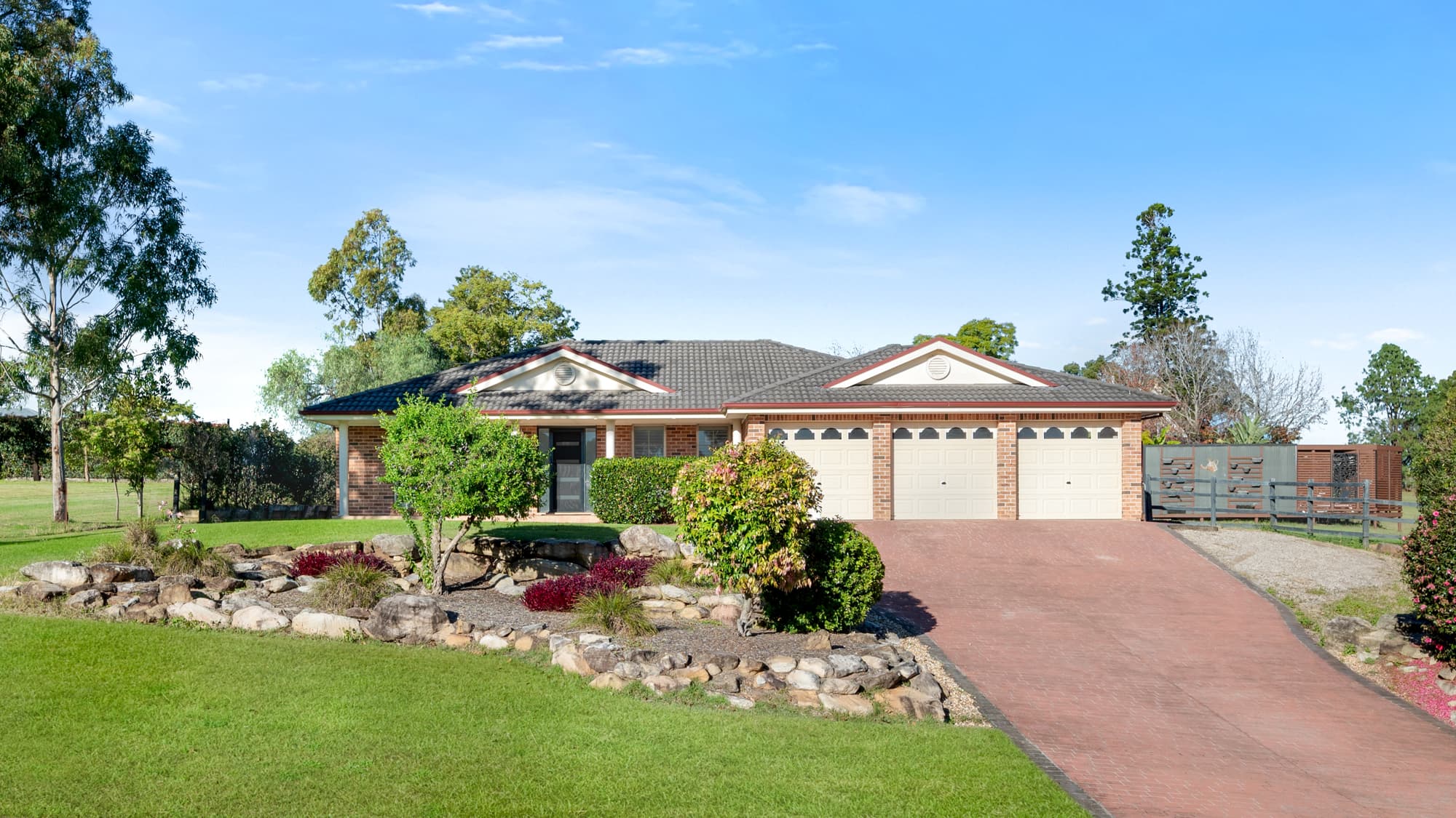 15-17 Forest Glen Drive, Cranebrook, Cranebrook - Image 1