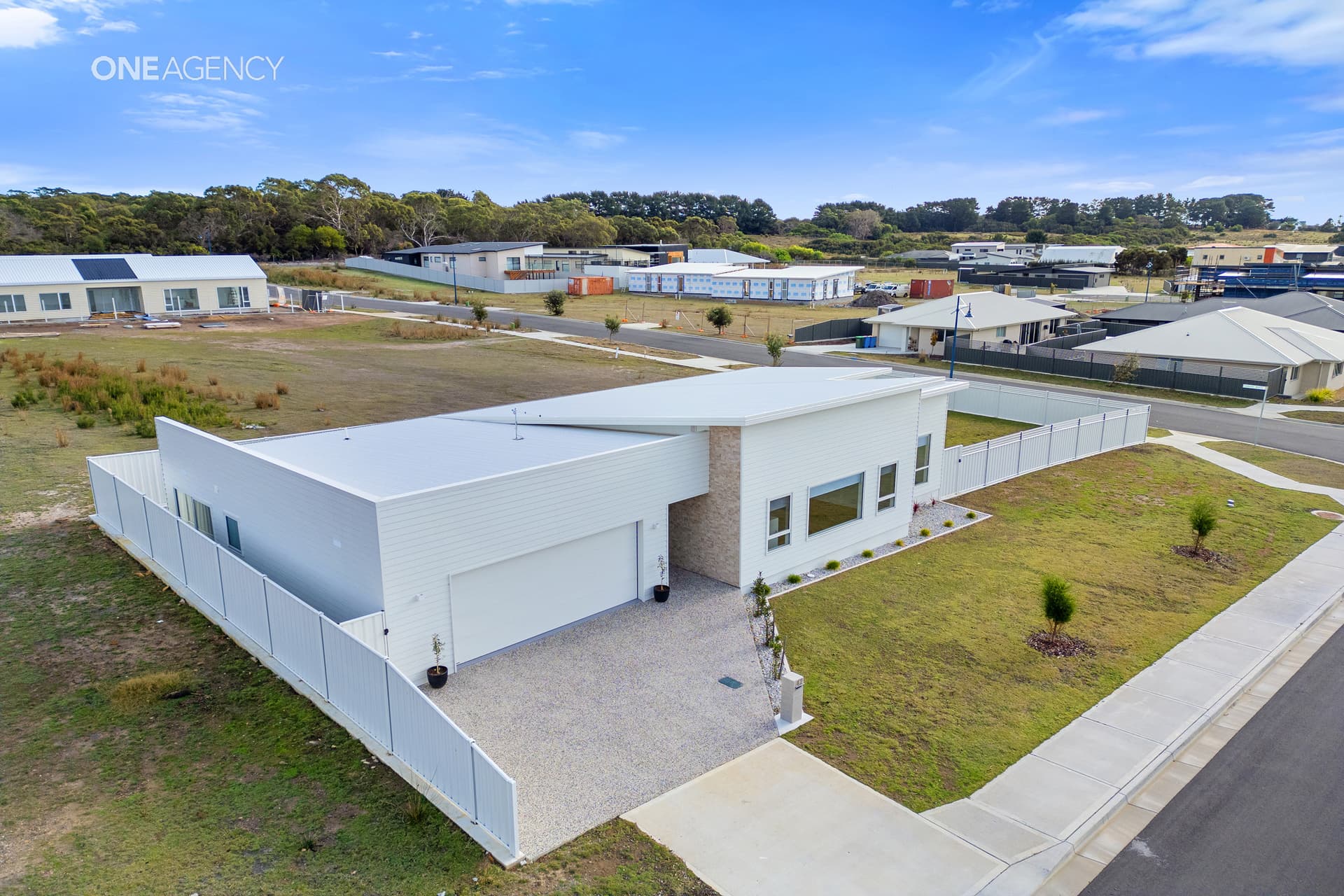 42 Chardonnay Drive, Hawley Beach, Hawley Beach - Thumbnail 4