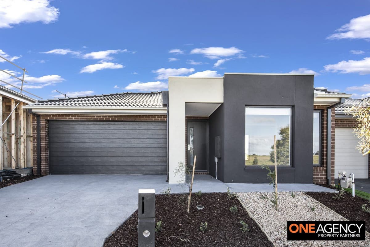 15 Oakham Drive, Harkness, Harkness - Image 1