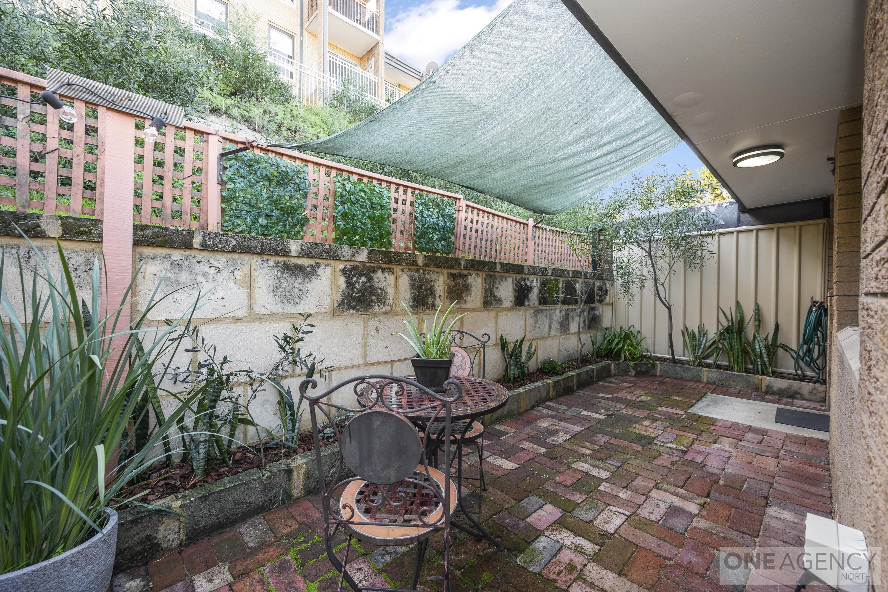 30/75 Stanley Street, Scarborough, Scarborough - Thumbnail 3