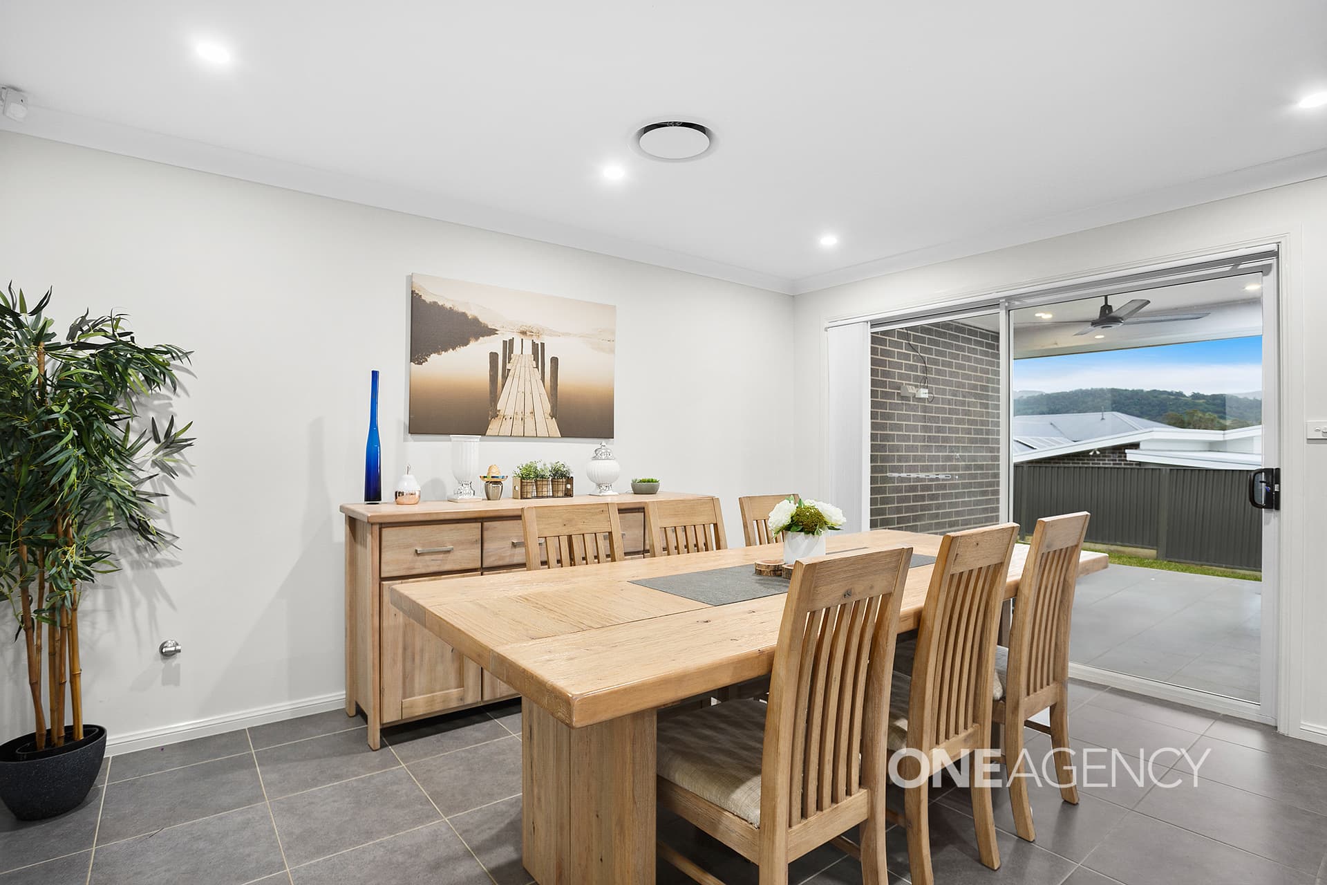 9 Dairyman Place, Calderwood, Calderwood - Thumbnail 3