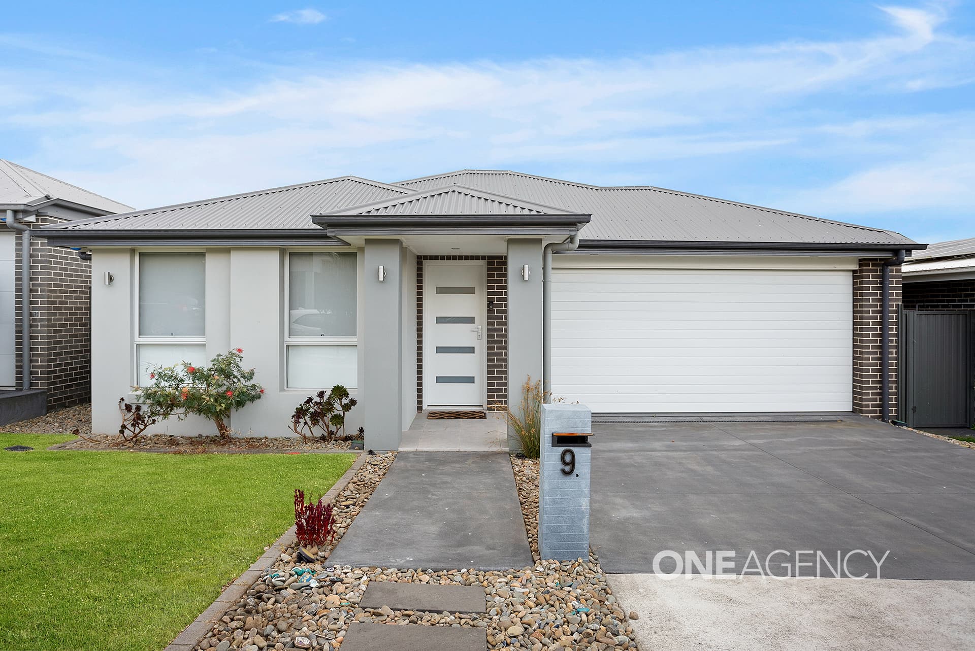 9 Dairyman Place, Calderwood, Calderwood - Image 1