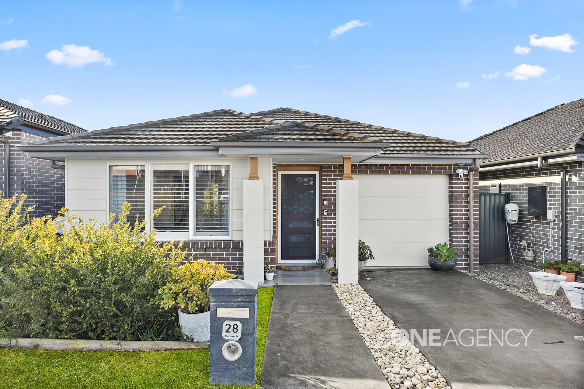 28 Gugara Street, Calderwood, Calderwood - Image 1