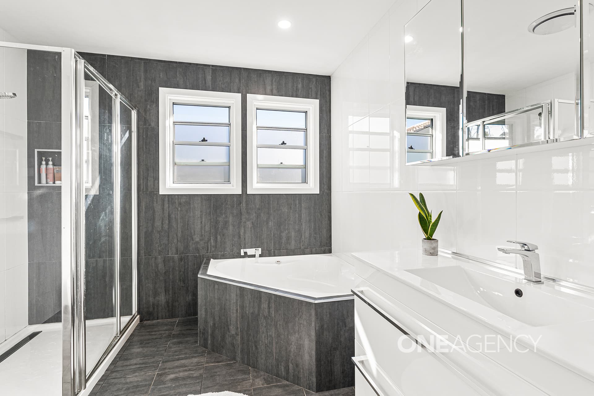 45 Yalwal Road, West Nowra, West Nowra - Thumbnail 4