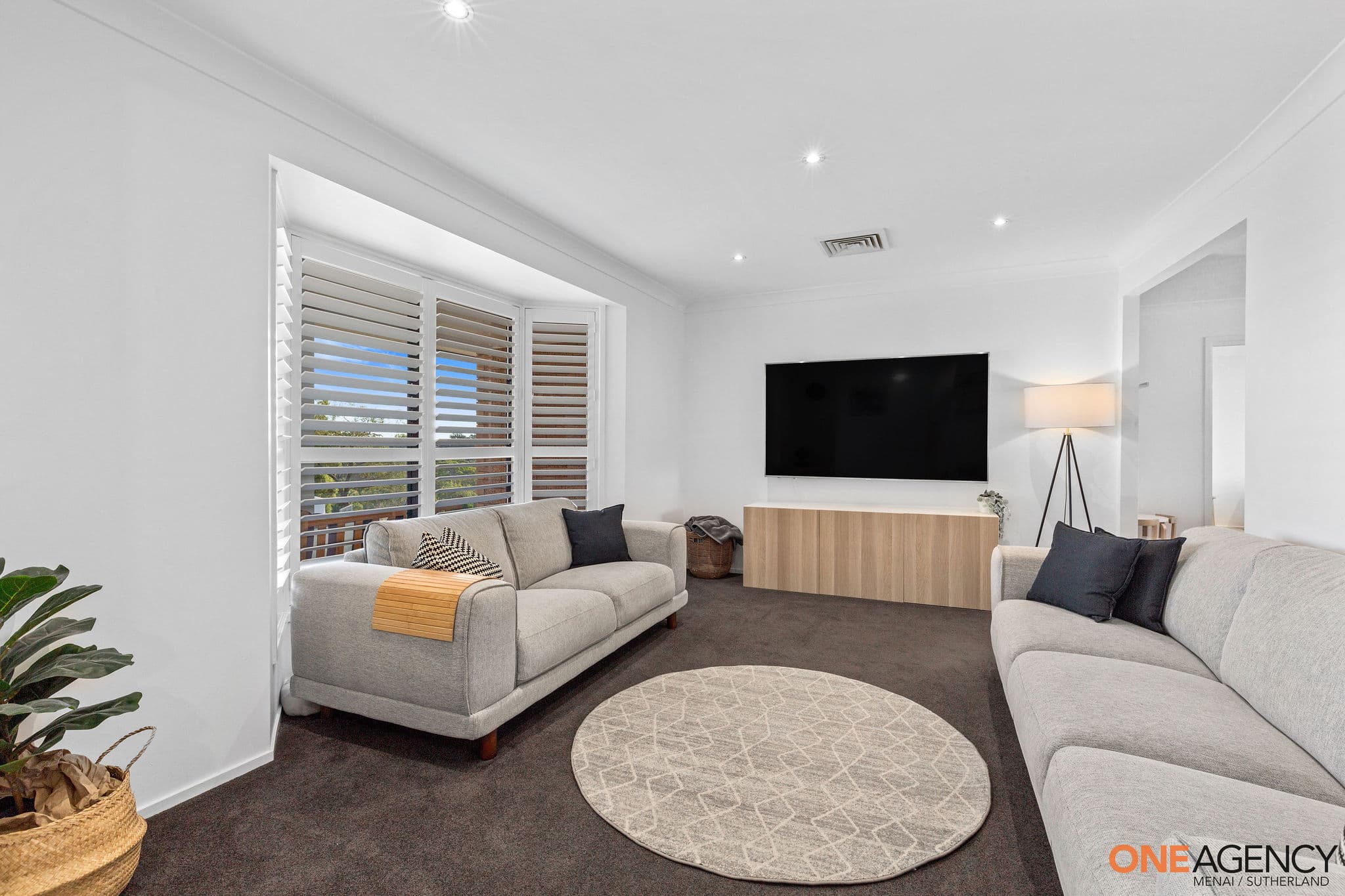 74 Hall Drive, Menai, Menai - Thumbnail 3