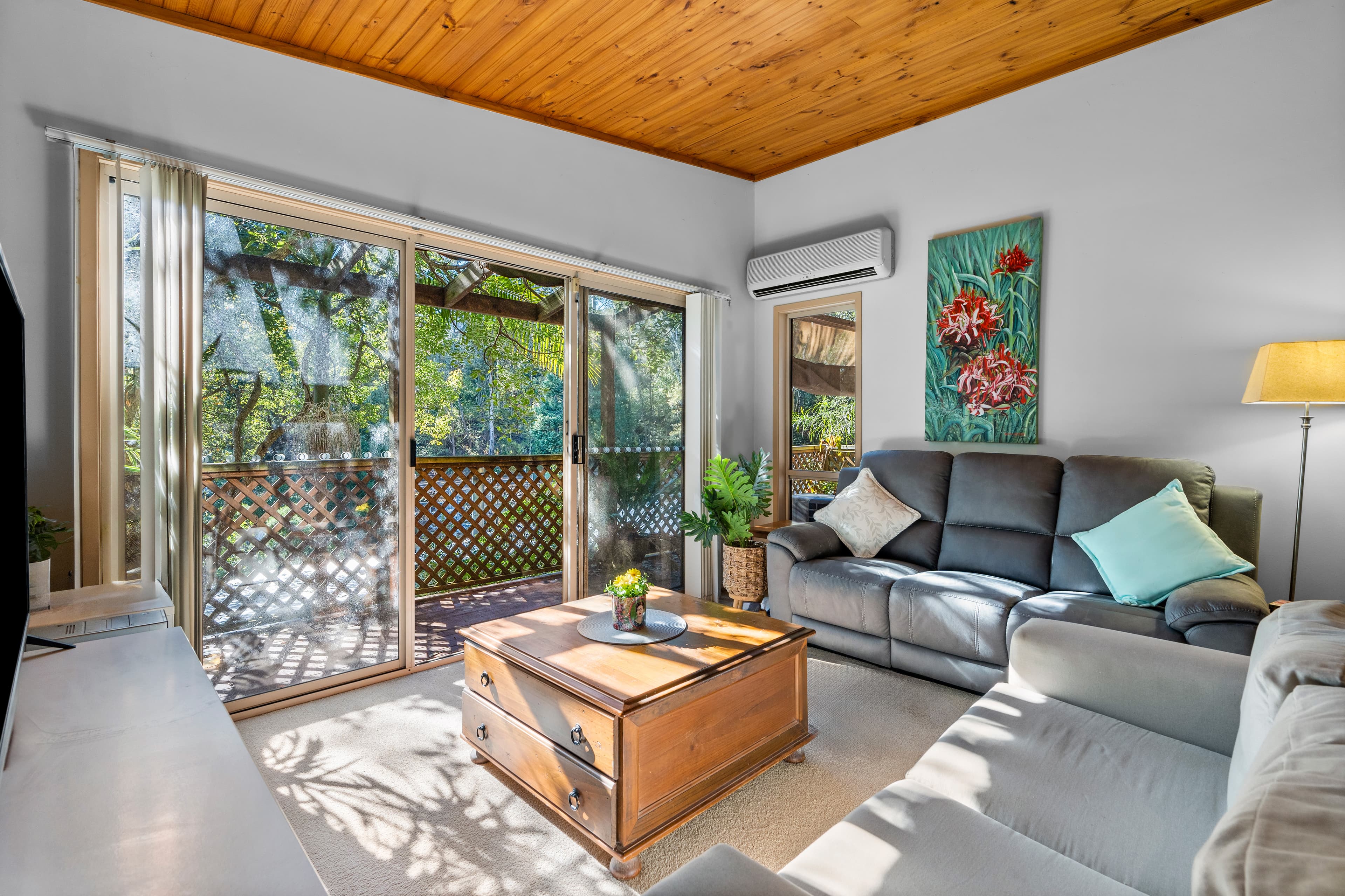 11 Wullun Close, North Gosford, North Gosford - Thumbnail 2