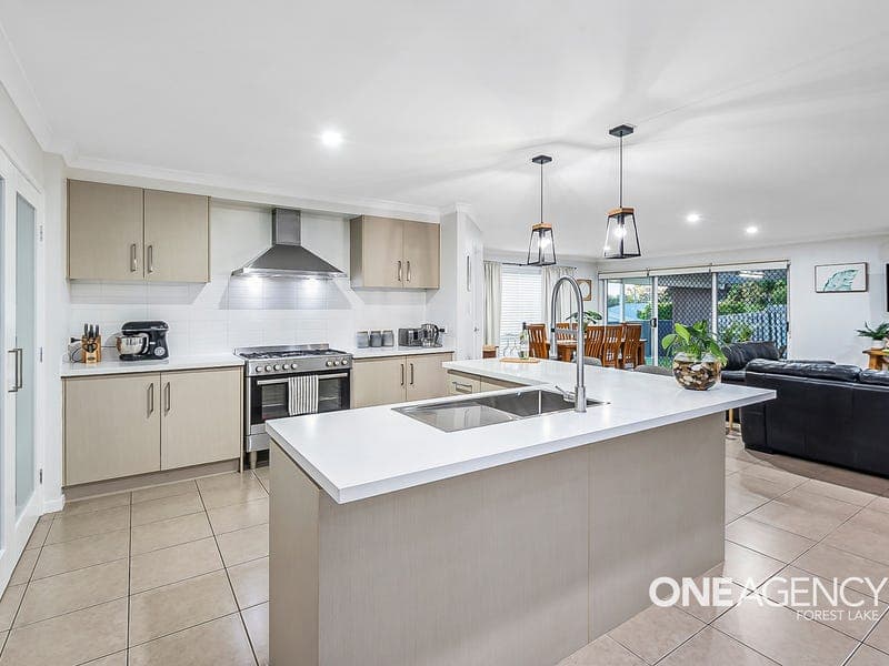 8 Cobbin Cct, Redbank Plains, Redbank Plains - Thumbnail 5