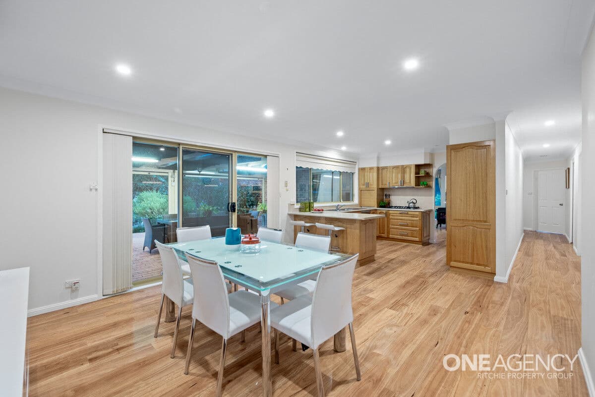16 Boronia Crescent, Winmalee, Winmalee - Thumbnail 5