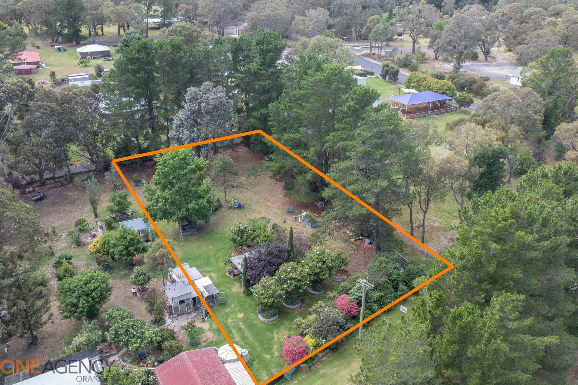 12 Rich Street, Mullion Creek, Mullion Creek - Image 1