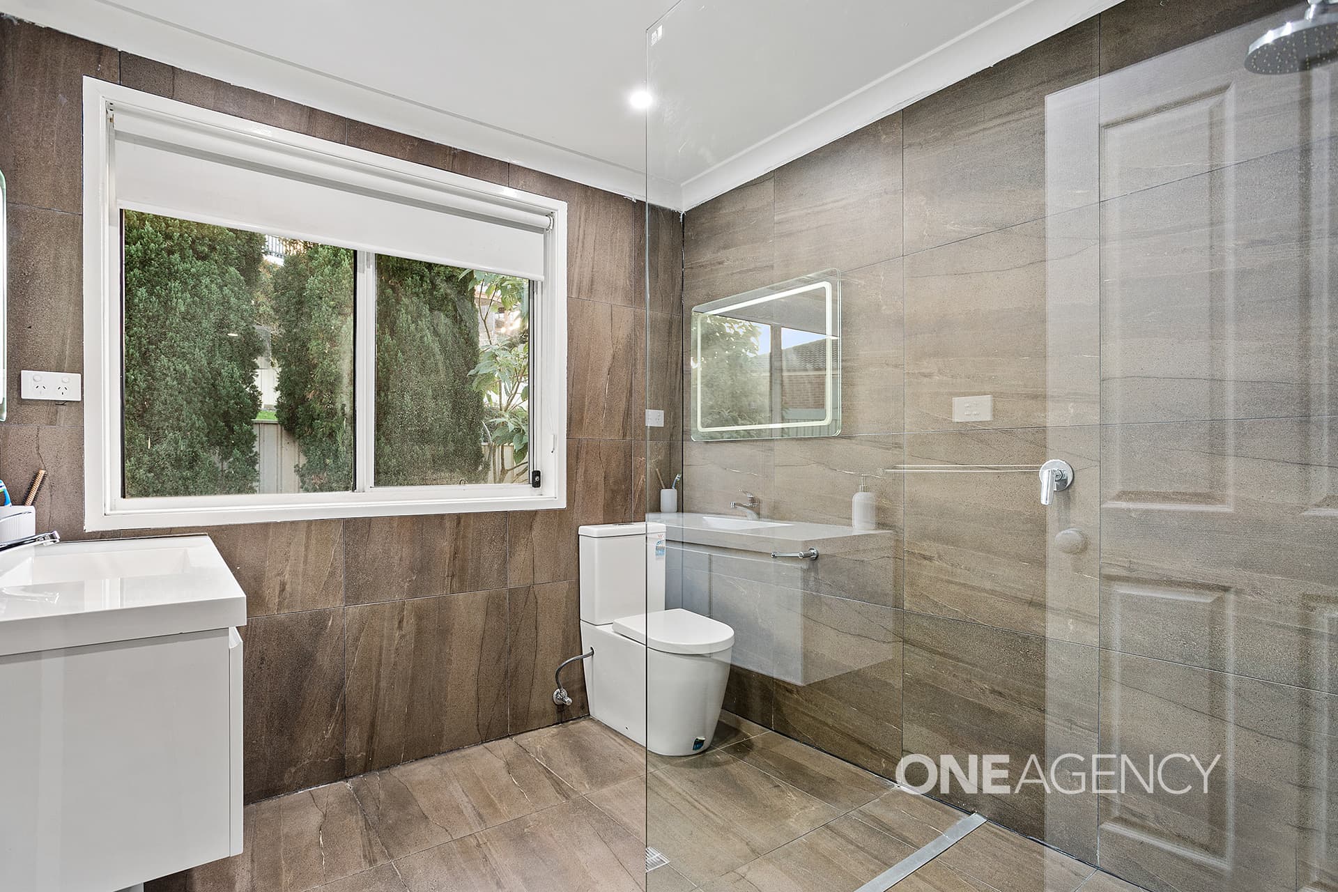10 Abercrombie Crescent, Albion Park, Albion Park - Thumbnail 7