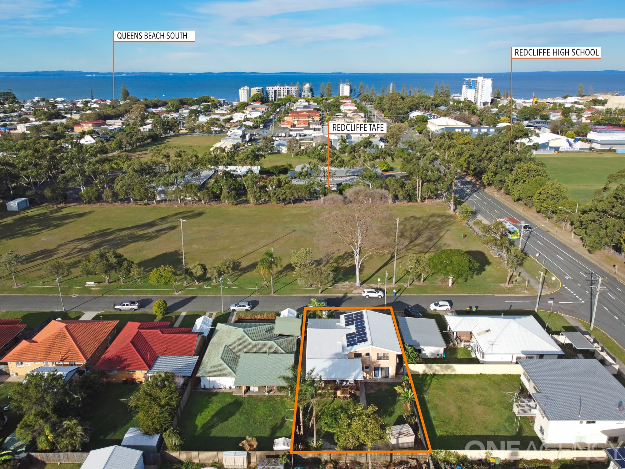 1 Jacaranda Avenue, Redcliffe, Redcliffe - Thumbnail 2