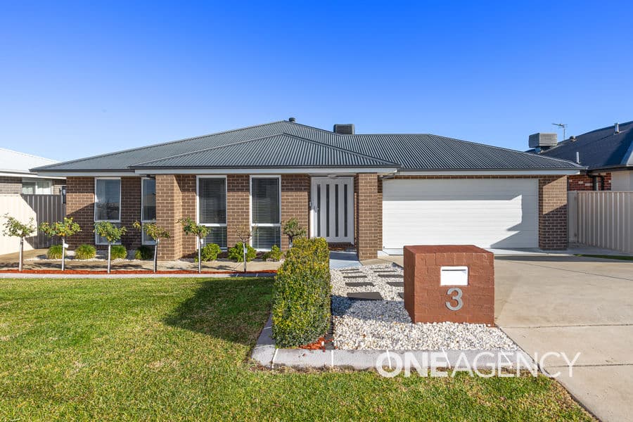 3 ST PAULS Place, Gobbagombalin, Gobbagombalin - Image 1