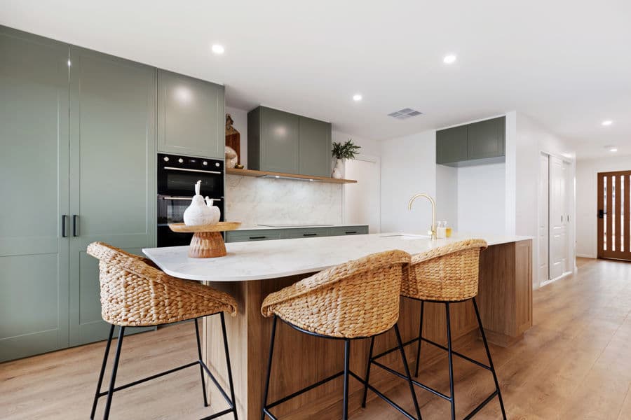 31 PRESTON Crescent, Lloyd, Lloyd - Thumbnail 5