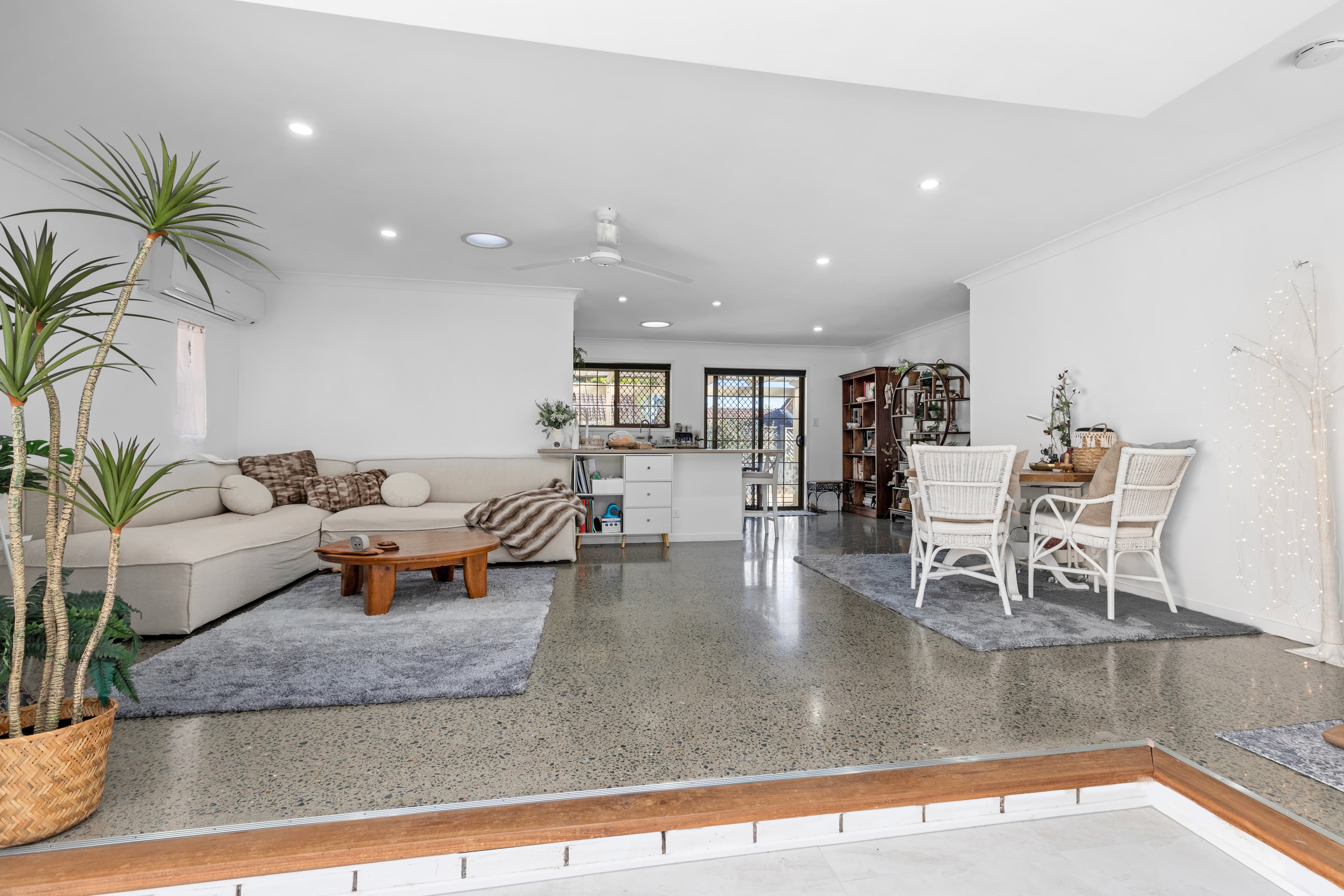 56/160 Bardon Avenue, Miami, Miami - Thumbnail 3