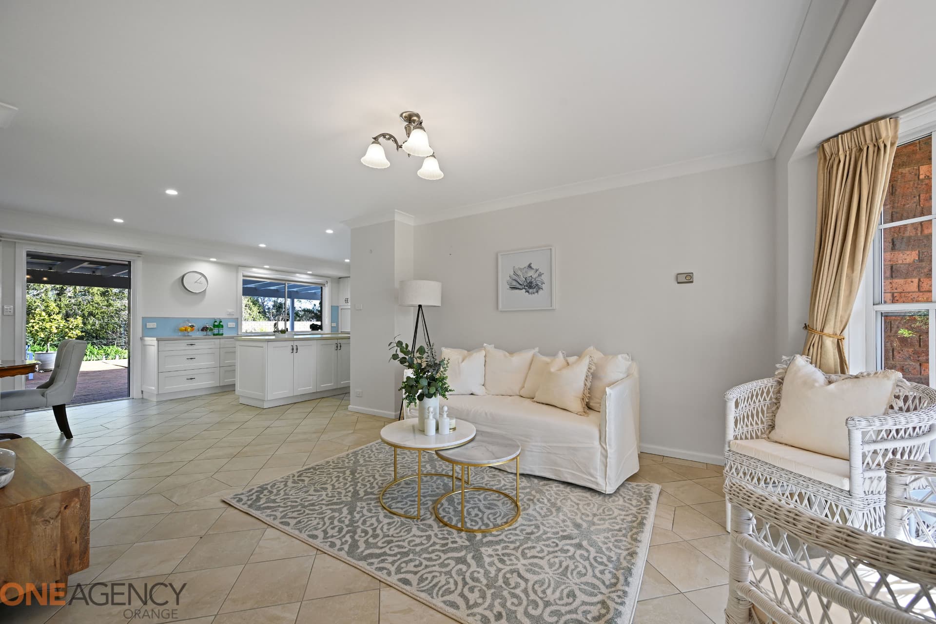 64 Green Lane West, Orange, Orange - Thumbnail 6