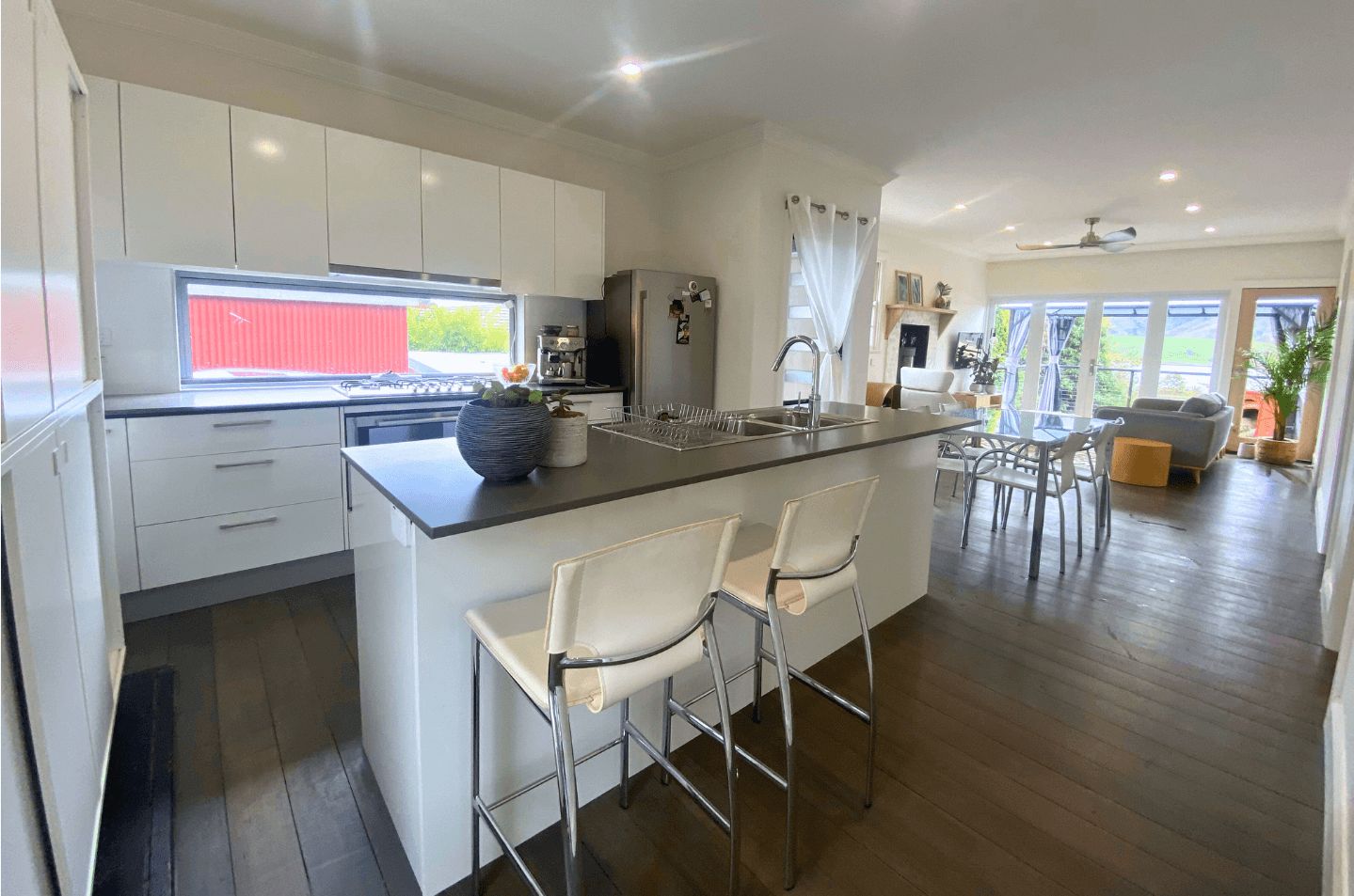 15 JILLICO Avenue, Tallangatta, Tallangatta - Thumbnail 7