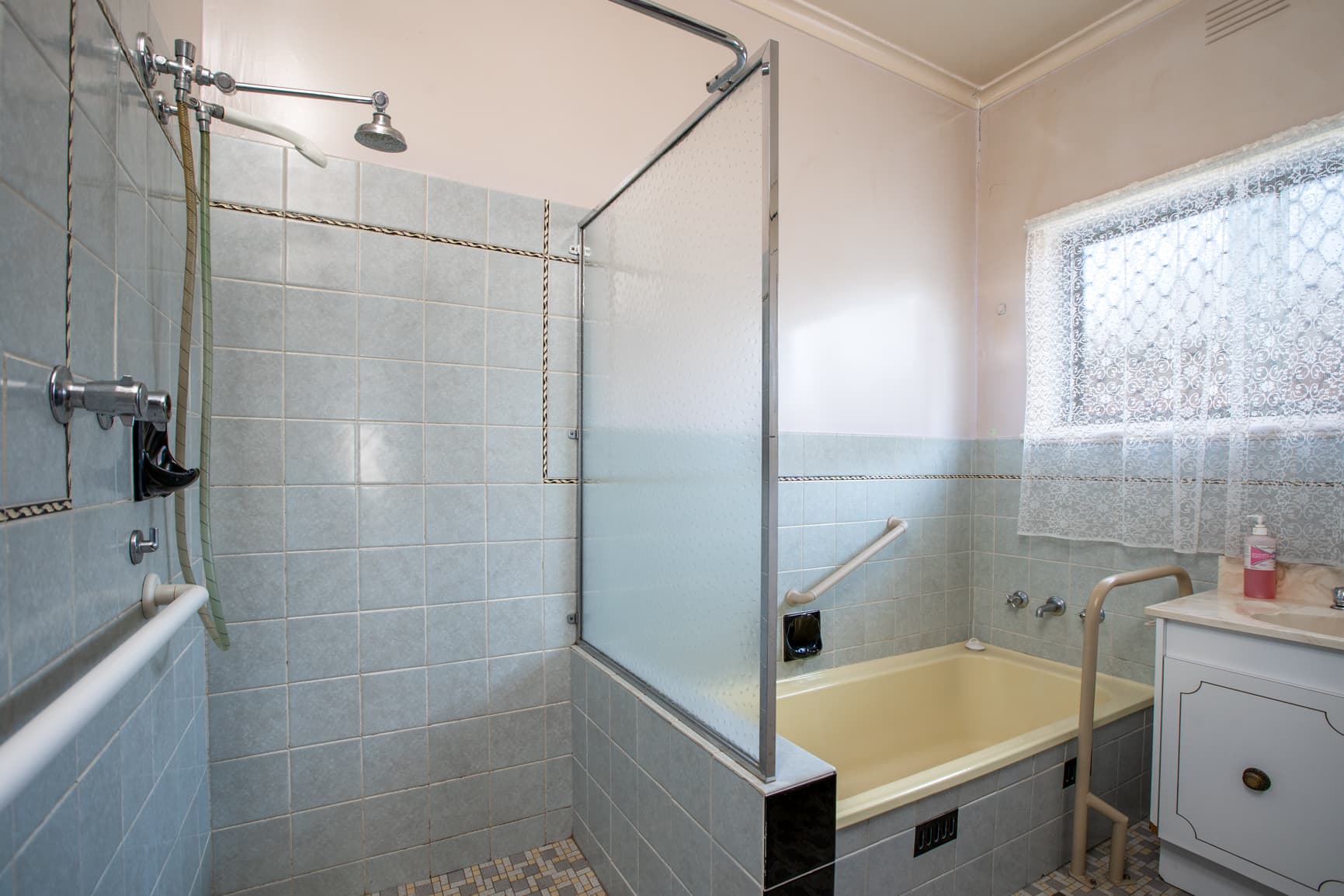 586 Poole Street, Albury, Albury - Thumbnail 6