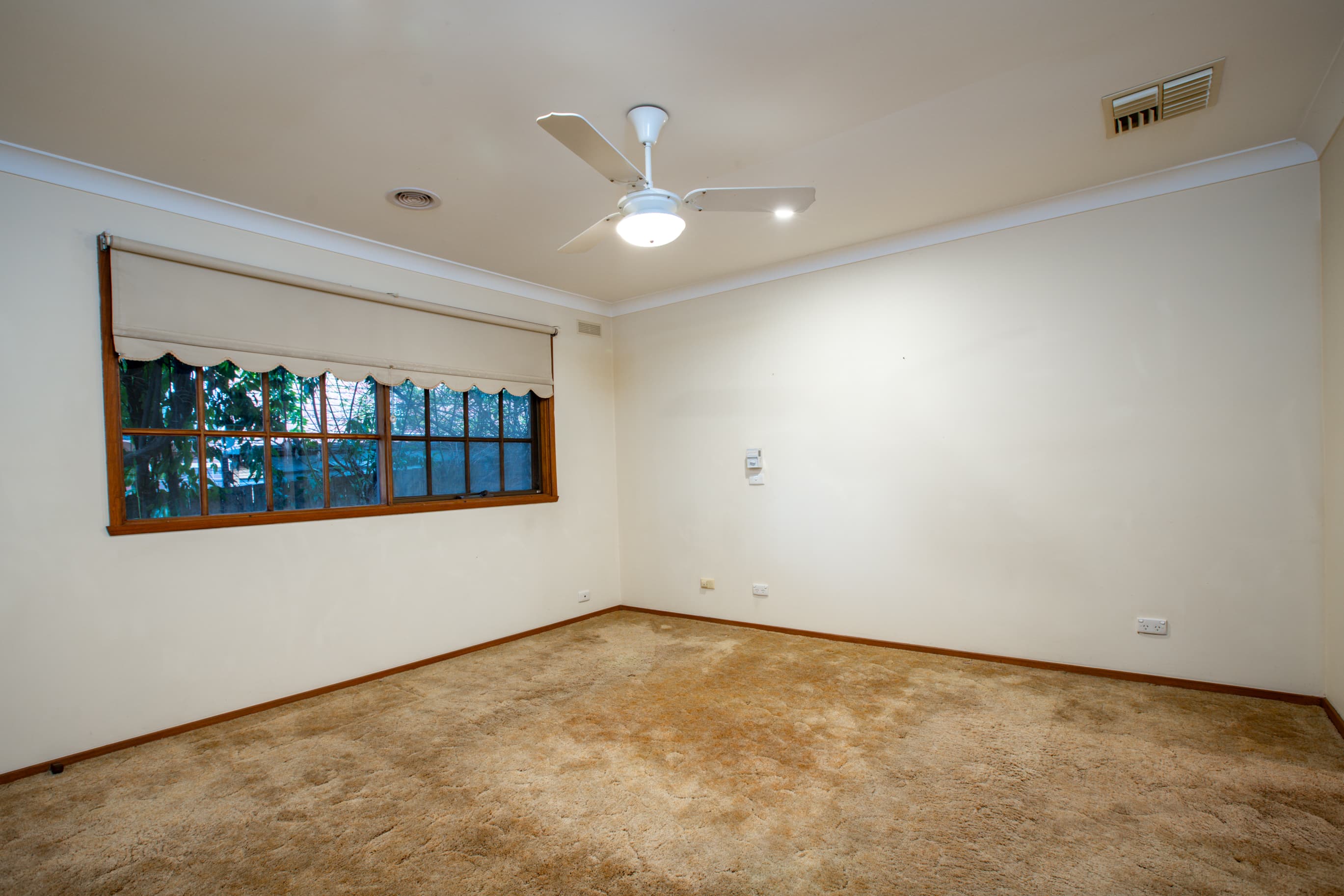 15 HALLAWELL Crescent, Wodonga, Wodonga - Thumbnail 6