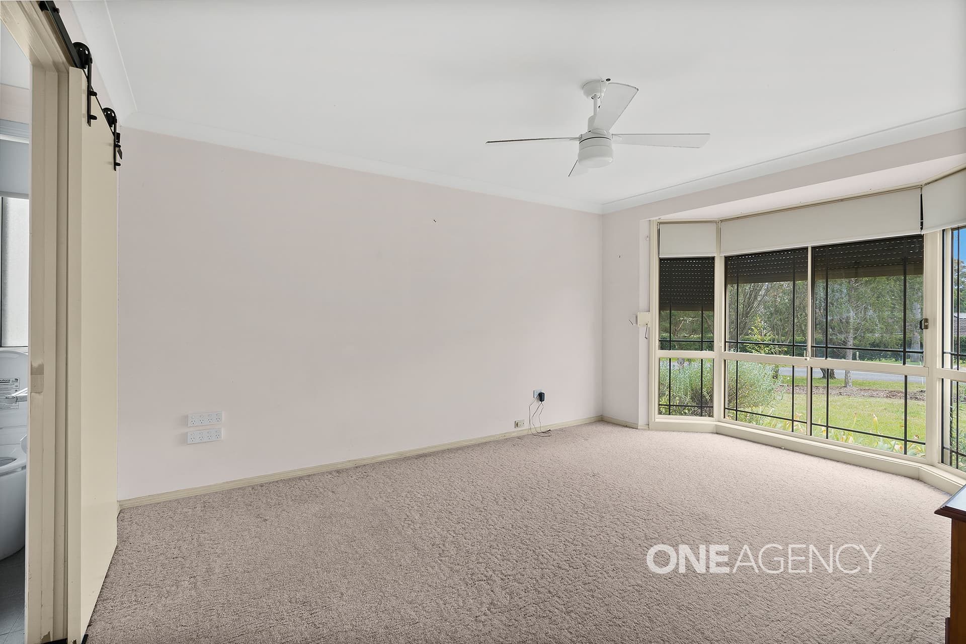 24 Tartarian Crescent, Bomaderry, Bomaderry - Thumbnail 5