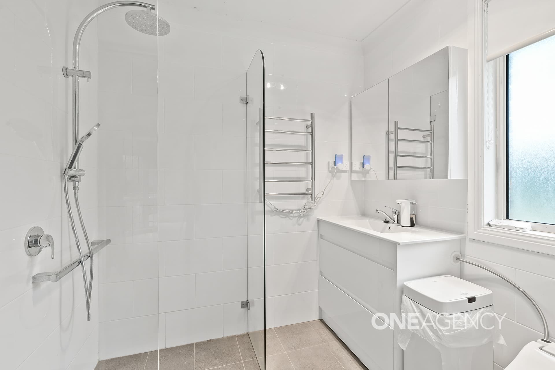 24 Tartarian Crescent, Bomaderry, Bomaderry - Thumbnail 6