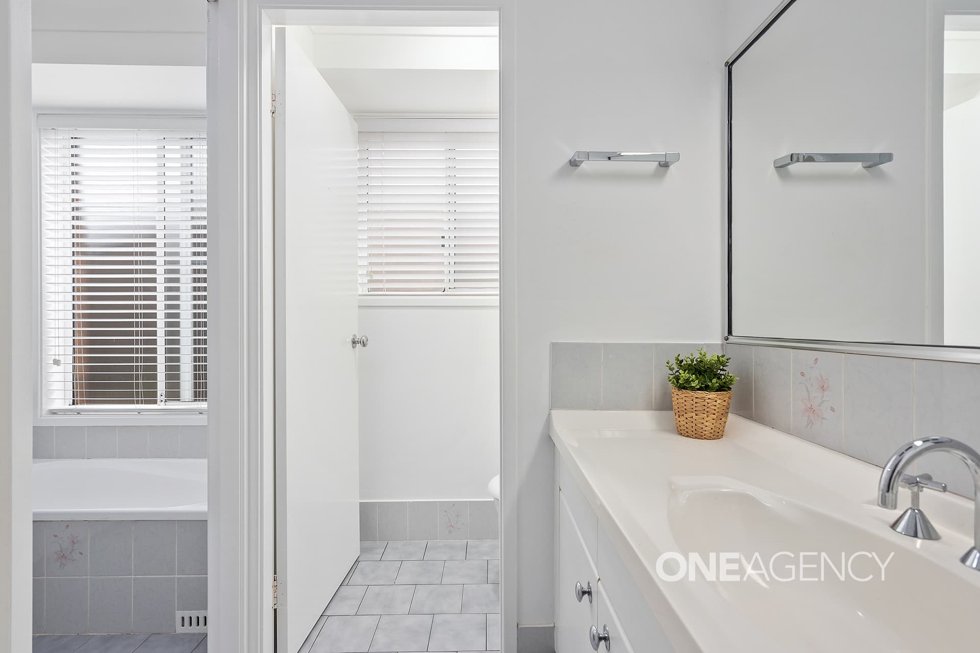 18 Scarborough Circuit, Albion Park, Albion Park - Thumbnail 7