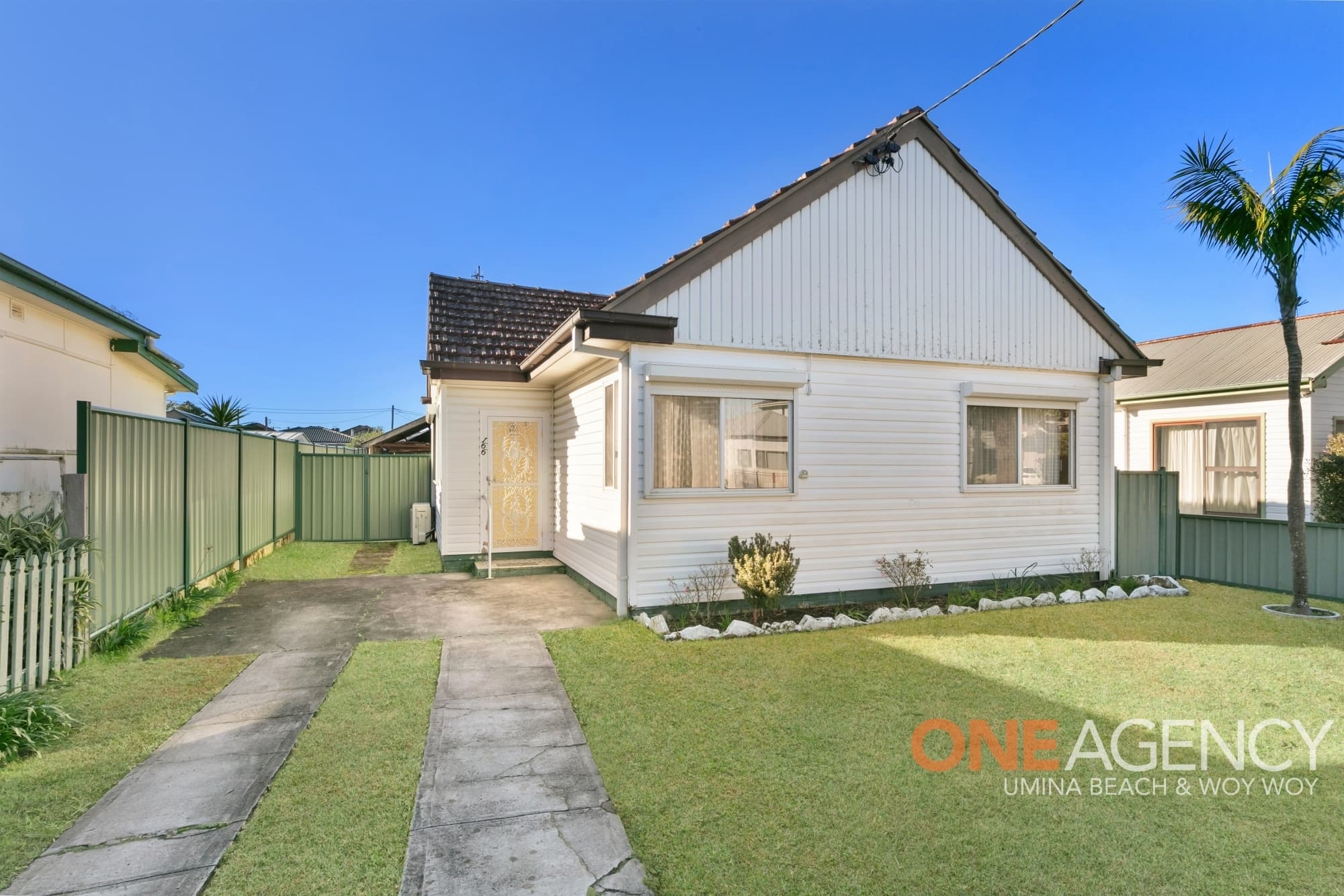 166 Memorial Avenue, Ettalong Beach, Ettalong Beach - Image 1