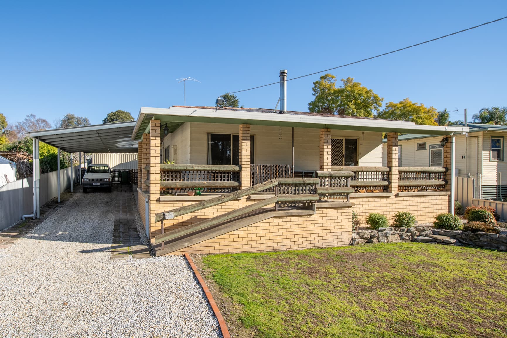 55 QUEEN ELIZABETH Drive, Tallangatta, Tallangatta - Image 1