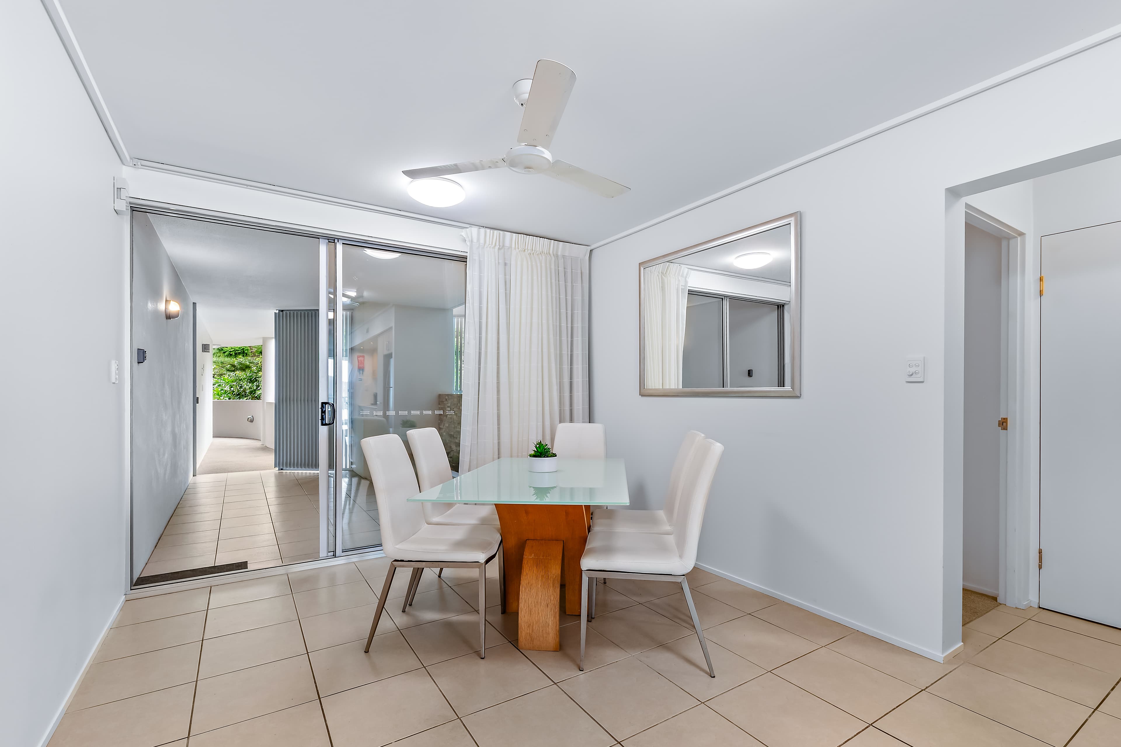 16/18 Seaview Drive, Airlie Beach, Airlie Beach - Thumbnail 8