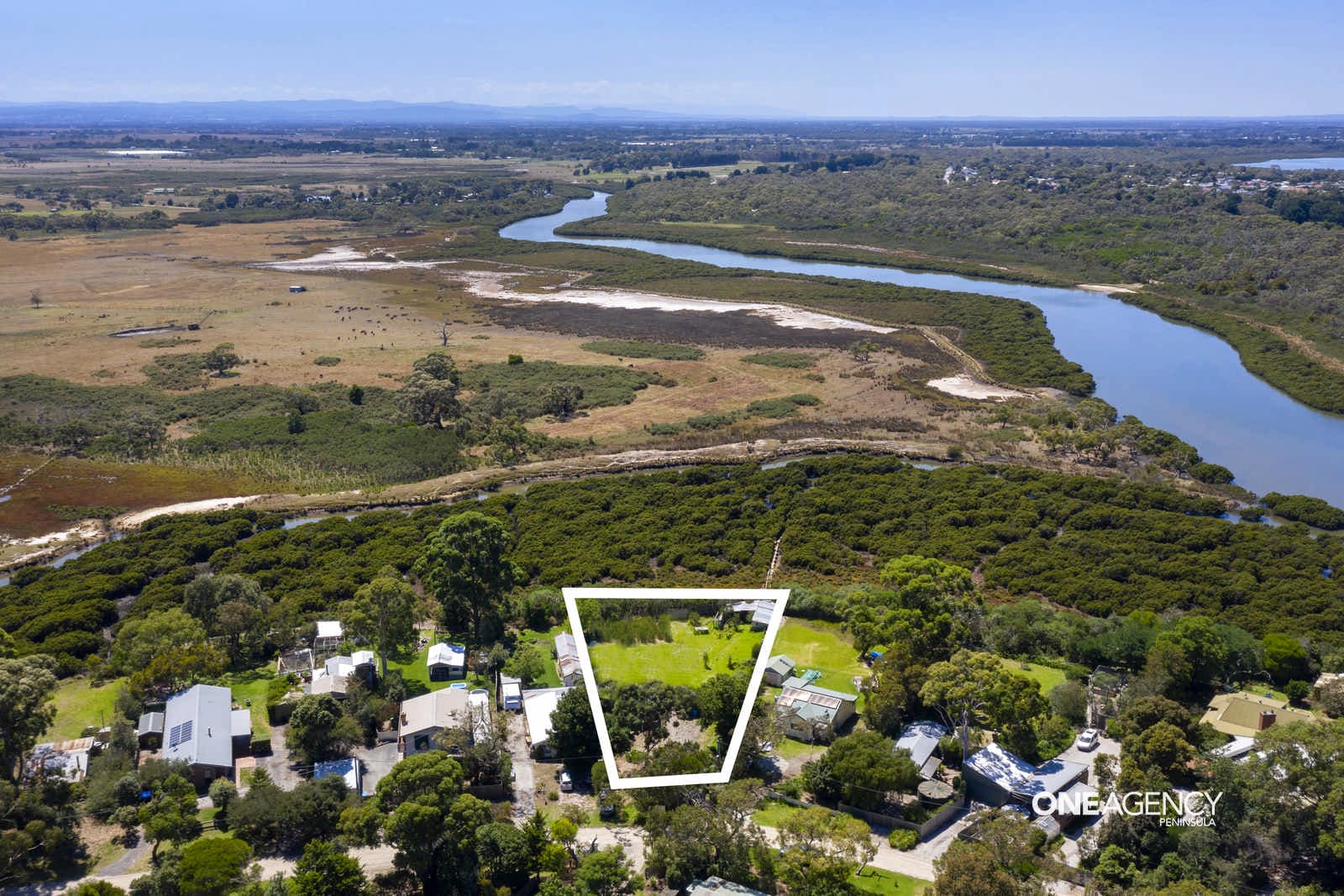 51 Hardy Avenue, Cannons Creek, Cannons Creek - Thumbnail 5